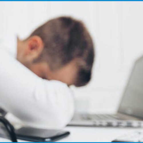 Epuizarea digitală afectează tot mai mulți tineri în România, arată studii recente