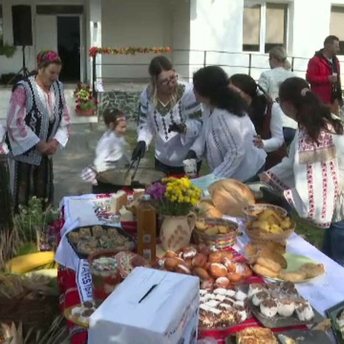 Comunitatea din Peștișani păstrează Festivalul Toamnei fără sprijin financiar