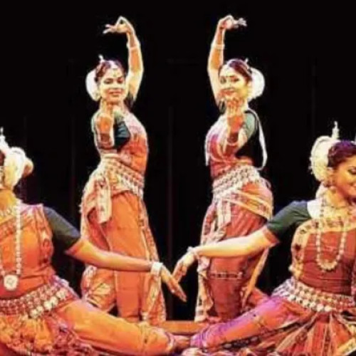 Concert unic la UBB: muzica tradițională românească și cea indiană se întâlnesc