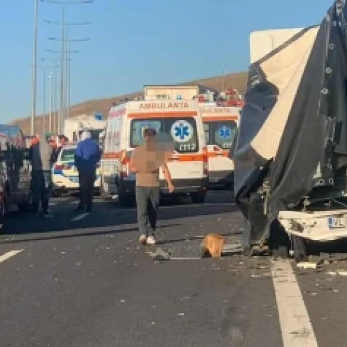 Accident blocant pe Drumul Expres 12 în zona localității Balș