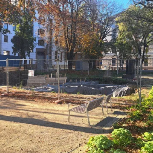 Zidul roman de la parcul Ion Luca Caragiale, valorificat după modernizarea parcului