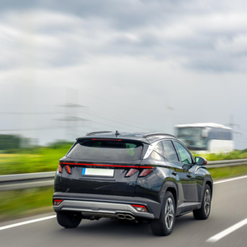 Descoperire a unei rețele de furt auto condusă de o familie de români în Austria