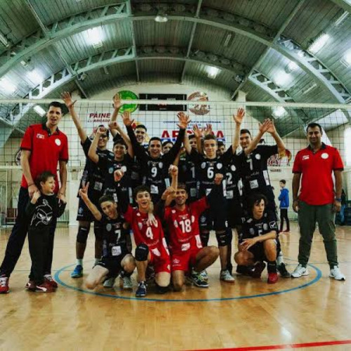 CSM Arcada domină turneul Under 17 la volei la Galați