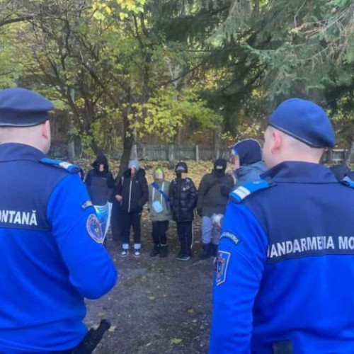 Jandarmii montani au informat elevii din Focșani despre siguranța în zona Cheile Tișiței