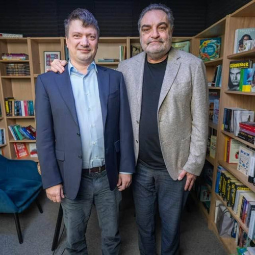 Președintele Uniunii Cineaștilor din România povestește despre cariera sa și viața sa artistică la emisiunea Avangarda