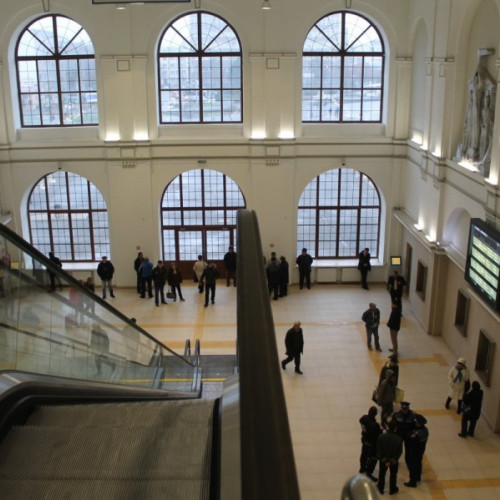 CFR Călători suspendă temporar mai multe trenuri folosite de navetiști arădeni