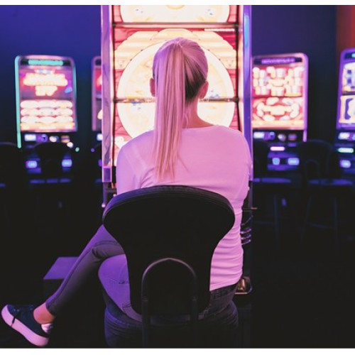 Controale la sălile de jocuri și pariuri din Botoșani, amenzi aplicate pentru nereguli