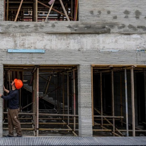 Case de până la 150 mp în mediul rural pot fi construite fără autorizație, cu notificare la primărie