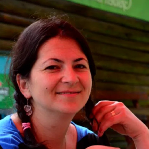 Ramona Ilie din Gorj a lăsat contabilitatea pentru o afacere cu flori