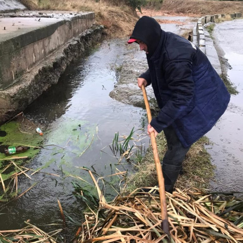 Administrația Bazinală de Apă Jiu solicită autorităților locale măsuri urgente pentru iarnă