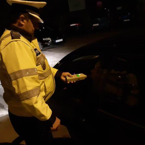 Bărbat din Horea cercetat după ce a fost prins băut la volan