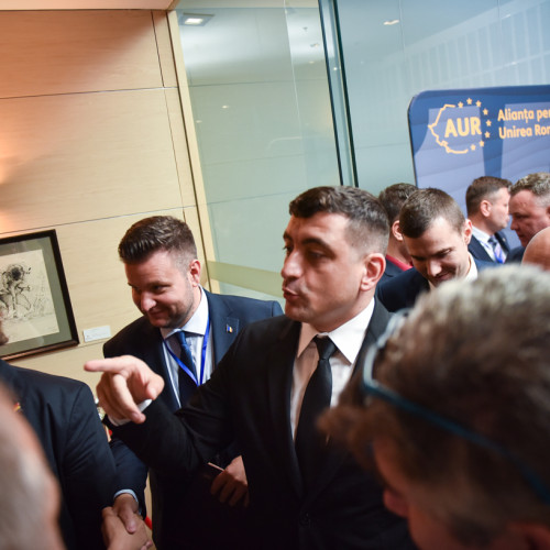 Organizația AUR Sibiu se declară unită, dar plecările continuă în partid