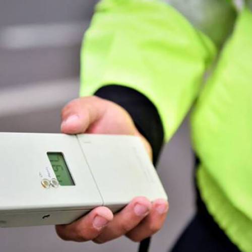 Comisarul șef din Orăștie cercetat pentru refuzul testului de alcoolemie după ce a trecut pe roșu