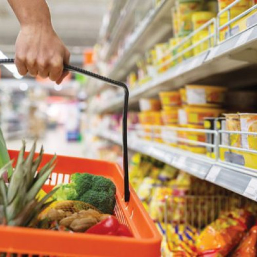 Coşul minim de consum pentru un trai decent în 2025 creşte cu aproape 9%