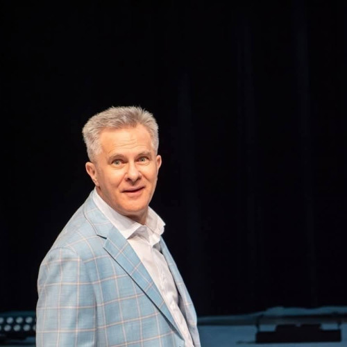 Doru Octavian Dumitru internat după accident vascular la Onești