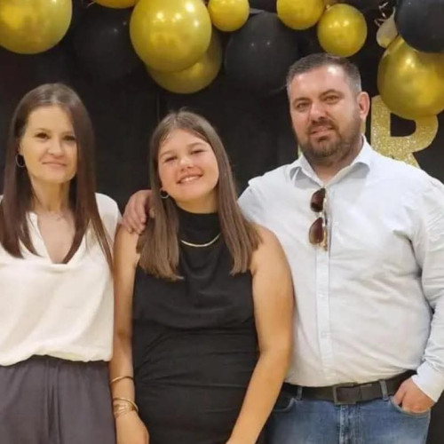 Fetiță româncă de 12 ani moartă după deconectarea de la aparate fără acordul părinților