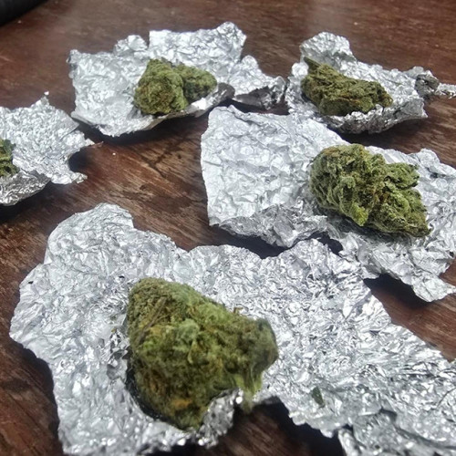 Bărbat prins cu substanțe interzise de jandarmi, cercetat penal