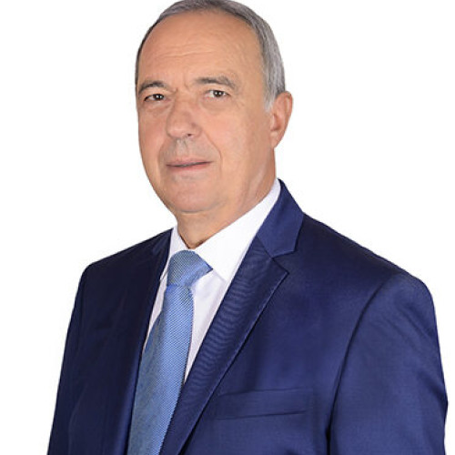 Hunedoara amenințată de colaps economic din cauza închiderii combinatului și problemelor miniere