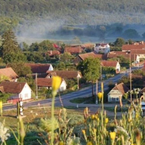 Primăria Nadeș, o administrație săracă cu datorii uriașe într-o comună mică