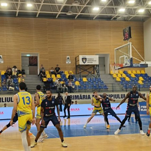 CSM CSU Oradea s-a impus în meciul strâns disputat cu Corona Brașov