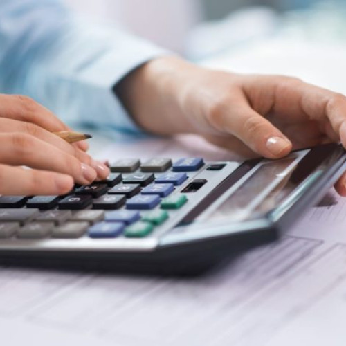 Ce impozite trebuie plătite pentru câștigurile de la pariuri online în România