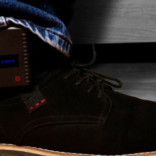 Bărbat din Săulești plasat sub supraveghere electronică după ce și-a amenințat concubina