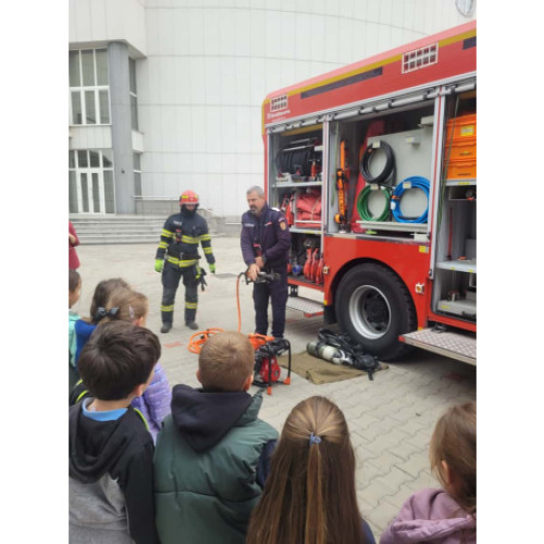 Peste 400 de copii bihoreni au învățat să prevină și să reacționeze în situații de urgență