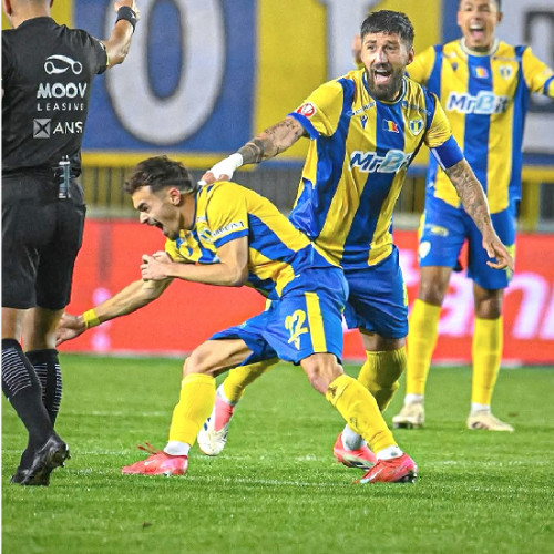 Csikszereda și Petrolul 52 se confruntă pentru evitarea retrogradării în Superligă