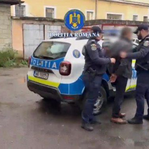 Bărbat din Dobârceni prins după ce și-a agresat tatăl și a încercat să fugă din țară
