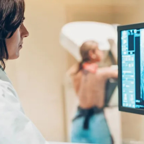 Mituri și adevăruri despre cancerul de sân: ce trebuie să știe publicul