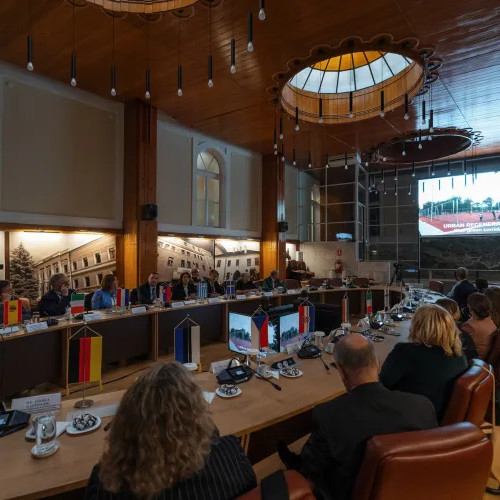 Ambasadorii UE au discutat la Primăria Cluj-Napoca despre provocările europene