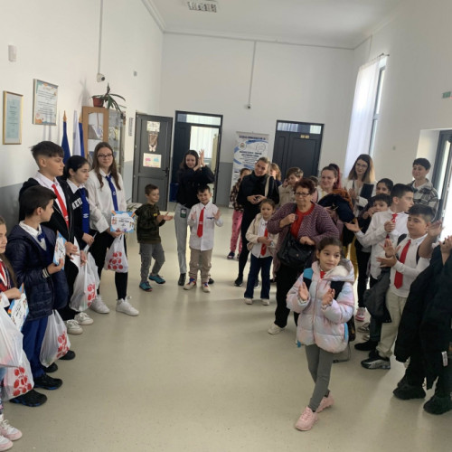 Școala Nr. 16 din Galați premiază elevii remarcabili în proiectul „Elevul lunii octombrie”