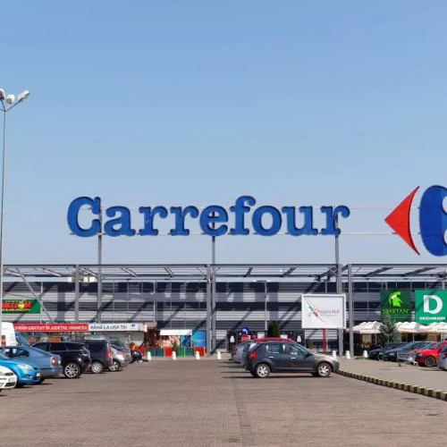 Carrefour își pregătește vânzarea magazinelor din România