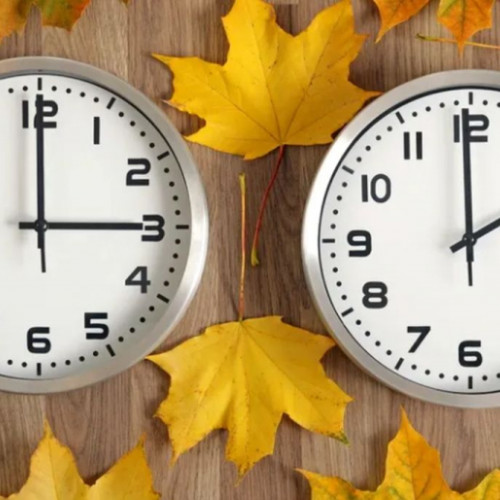 România trece la ora de iarnă în ultima noapte de weekend din octombrie 2025