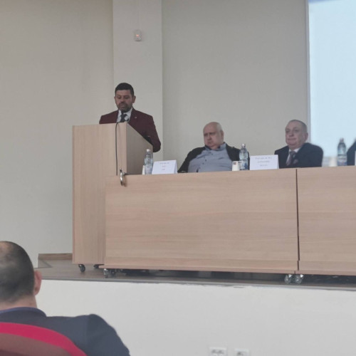 Prefectul Marian Tănase a participat la conferința despre dinamica dreptului în Dâmbovița