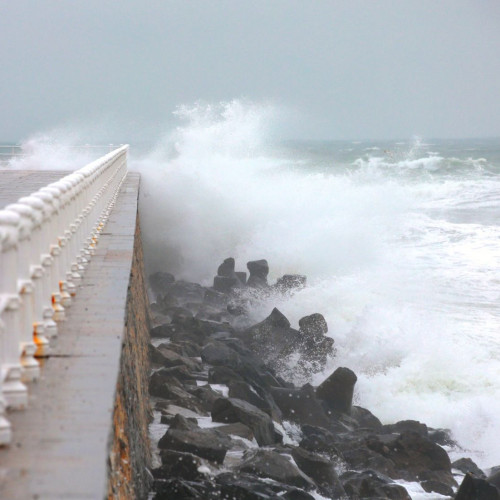 Prognoza meteo pentru weekend: precipitații, vânt intens și temperaturi ușor variate