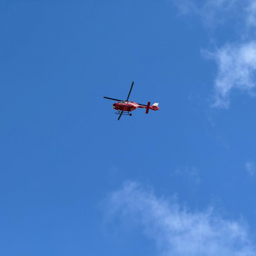 Elicopter SMURD transportă un bărbat cu infarct de la Botoșani la Iași