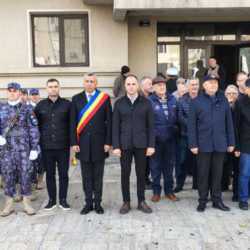 Ziua Armatei Române a fost sărbătorită cu ceremonii și paradă la Mangalia
