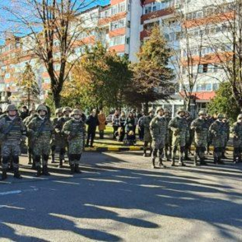 Ziua Armatei Române a fost comemorată la Botoșani cu ceremonii și defilare