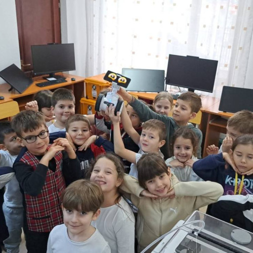 Elevii din Târgoviște au învățat programare prin joc la Liceul „Bălașa Doamna”