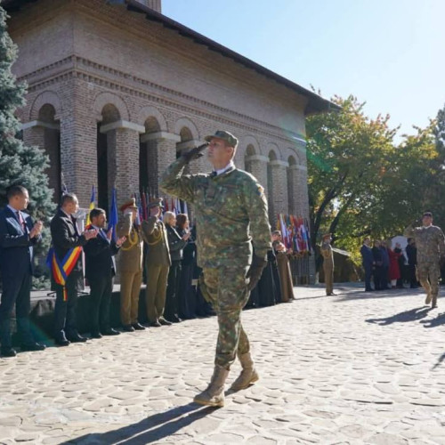 Ceremonial dedicat Zilei Armatei României la Curtea Domnească din Târgoviște