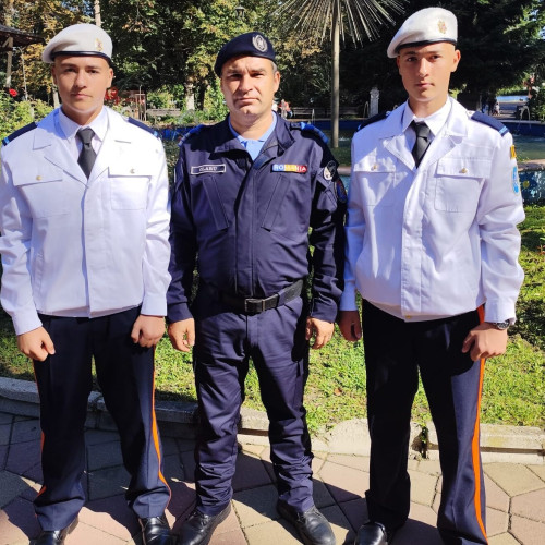 Doi frați gemeni din Botoșani admiși la colegiul militar „Ștefan cel Mare”