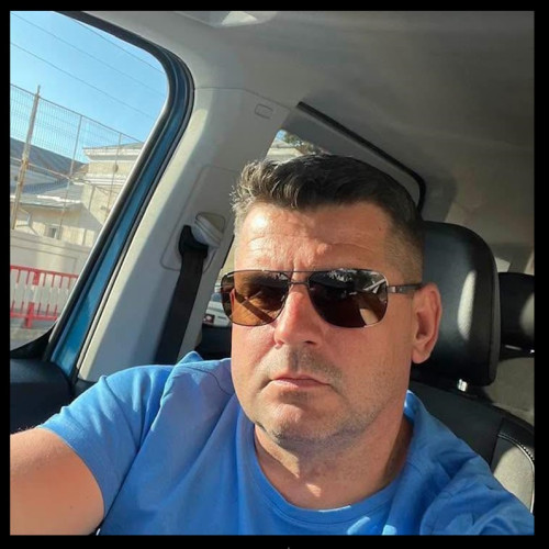 Un bărbat de 48 de ani a murit după ce a fost prins sub un TIR în comuna Pantelimon