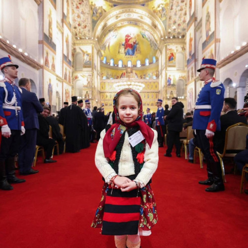 Catedrala Mântuirii Neamului a fost sfințită în prezența a numeroase oficialități