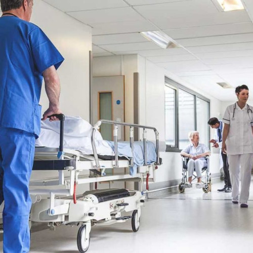 Spitalul din Dorohoi angajează noi asistenți medicali pentru secții importante