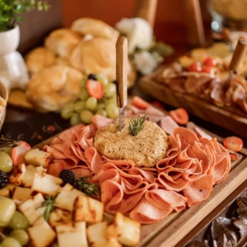 Consumul excesiv de alimente ultra-procesate crește inflamația și riscul de boli