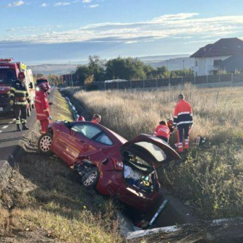Un șofer din Botoșani a adormit la volan și și-a rănit mama într-un accident în Suceava