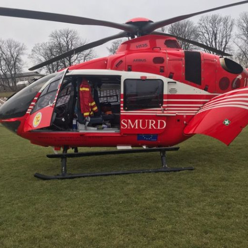 Elicopter SMURD a intervenit de urgență la Dorohoi pentru un bărbat cu infarct