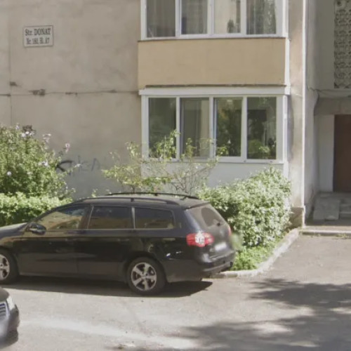 Clujean nemulțumit de parcările neregulamentare de lângă apartamentul său