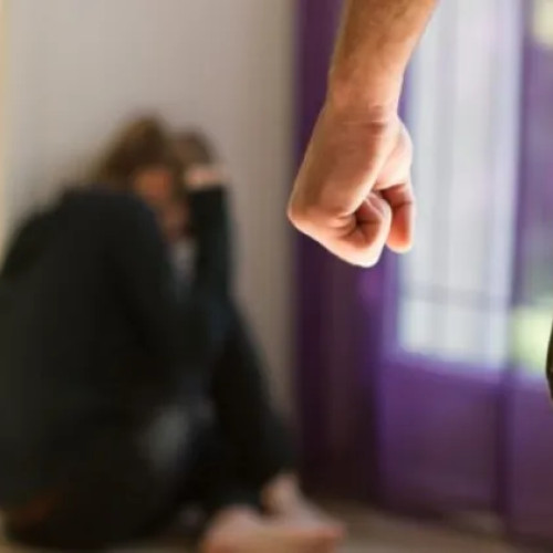 Emil Boc anunță un nou centru pentru victimele violenței domestice la Cluj-Napoca